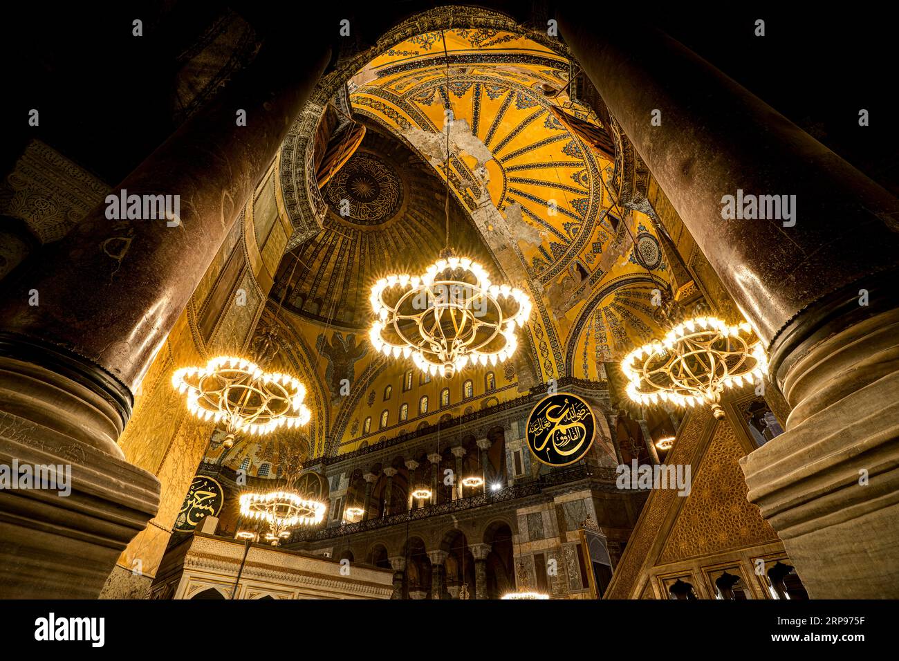 Mosquée Sainte-Sophie, une ancienne église orthodoxe grecque appelée Église de la Sainte-sagesse. Istanbul, Turquie Banque D'Images