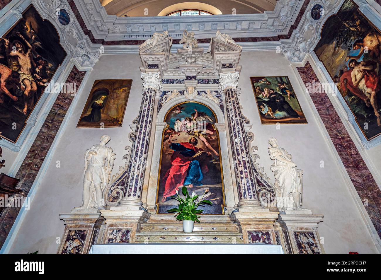 Italie Trentin Borgo Valsugana - Église paroissiale de la Nativité de Marie 7 Chapelle Saint Matthieu Banque D'Images