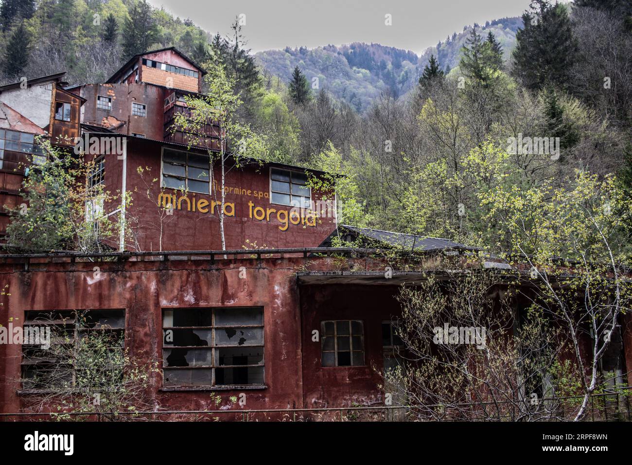 Photographie par drone, lieux abandonnés, mine à Collio (BS) - Italie Banque D'Images