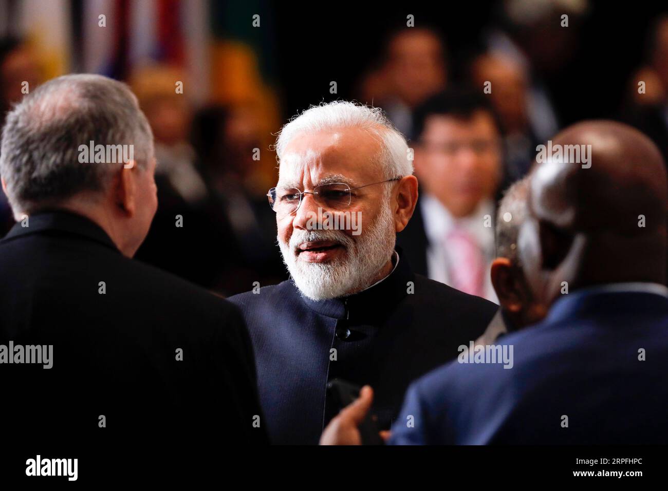 190925 -- NATIONS UNIES, 25 septembre 2019 -- le Premier ministre indien Narendra Modi assiste à un déjeuner organisé par le Secrétaire général de l'ONU, Antonio Guterres, pour les chefs de délégation à la 74e session de l'Assemblée générale des Nations Unies, au siège de l'ONU à New York, le 24 septembre 2019. Un-74E UNGA-LEADERS-LUNCH LixMuzi PUBLICATIONxNOTxINxCHN Banque D'Images