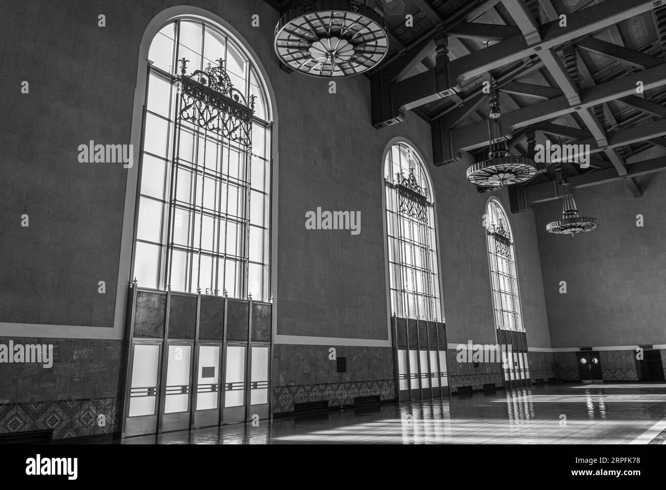 La billetterie historique Mission moderne à Los Angeles Union Station, achevée en 1939. Banque D'Images