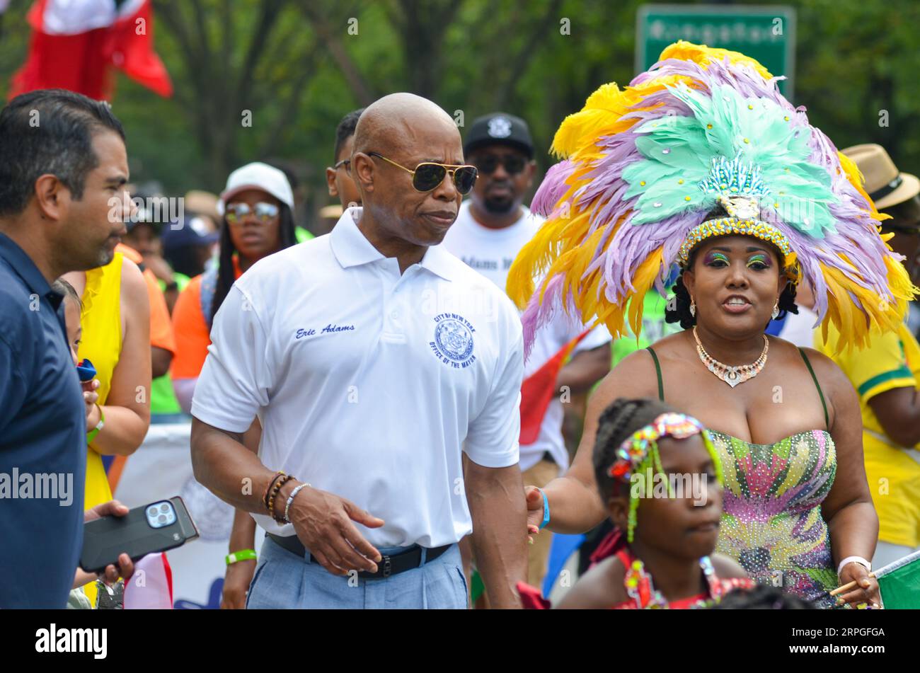 Brooklyn, NY, États-Unis. 4 septembre 2023. Le maire de New York, Eric Adams, participe au défilé annuel de la Journée des Indiens de l'Ouest le 4 septembre 2023 dans le quartier de Brooklyn à New York. Crédit : Ryan Rahman/Alamy Live News Banque D'Images