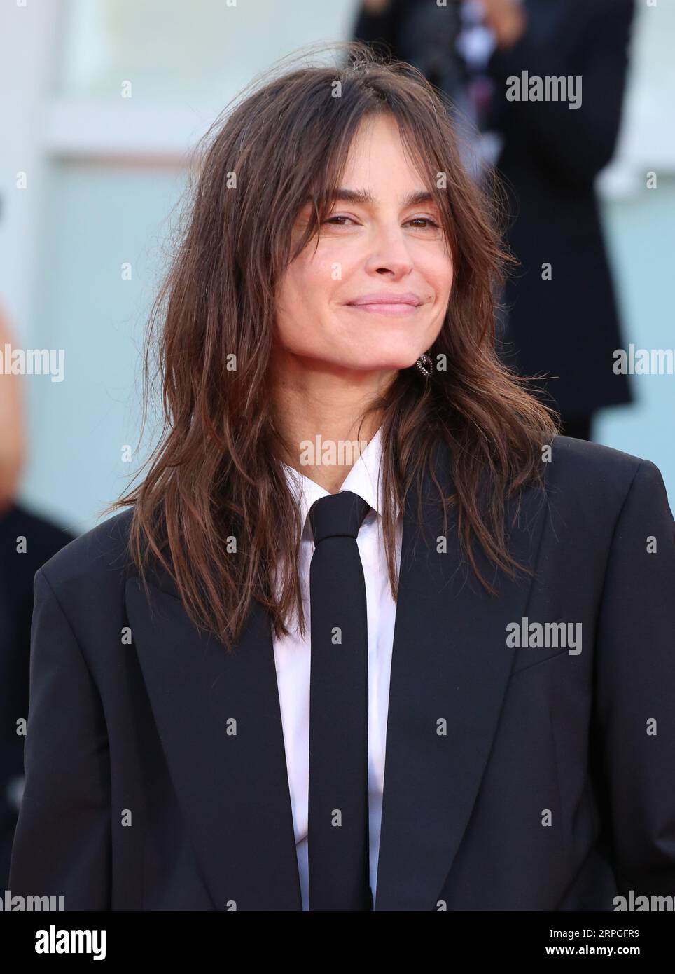 Venise, Italie, 4 septembre 2023. Kasia Smutniak arrive sur le tapis rouge pour la projection de gala du film Priscilla au 80e Festival International du film de Venise à Venise, en Italie. Crédit : Doreen Kennedy/Alamy Live News. Banque D'Images