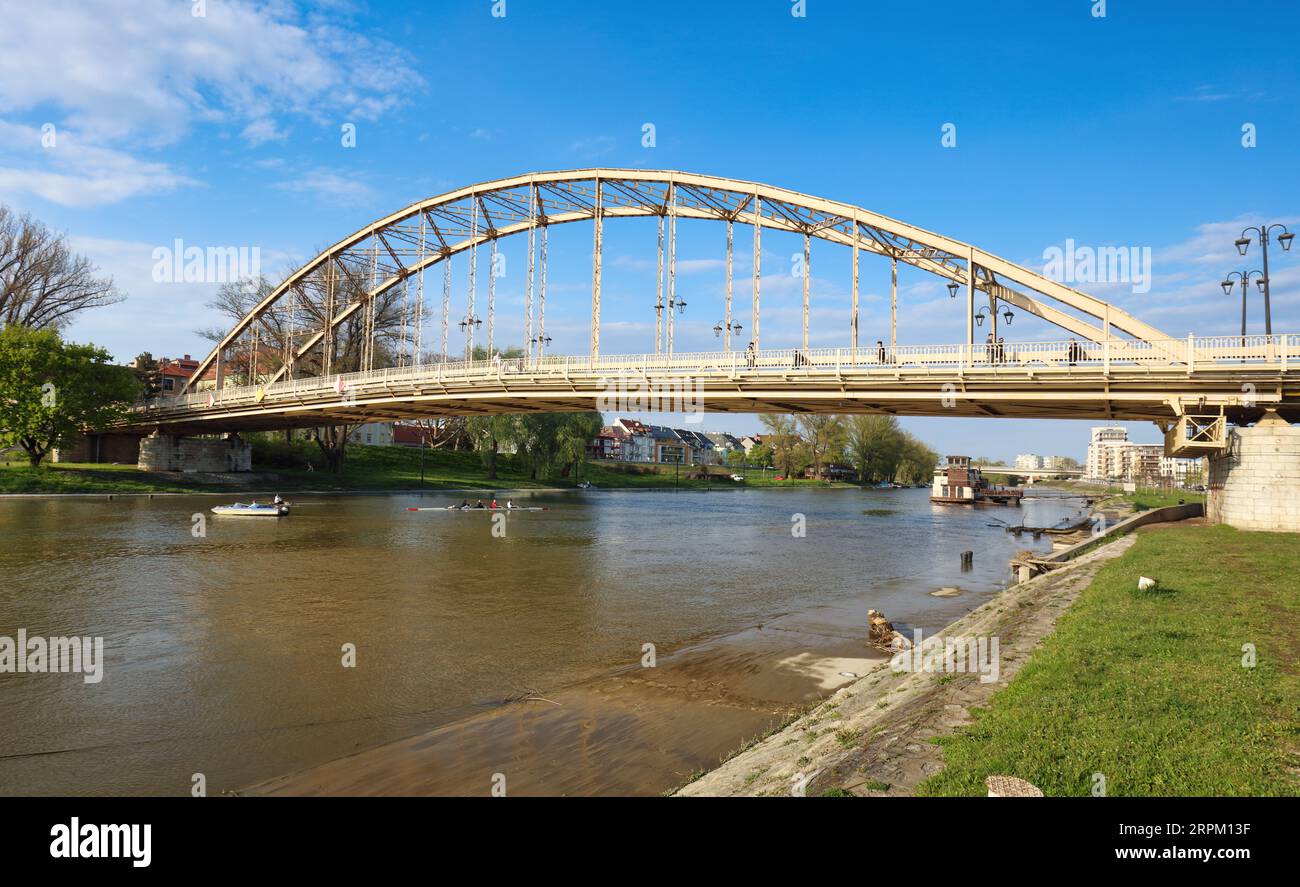 Pont Kossuth sur Moson - Danube à Gyor, Hongrie Banque D'Images