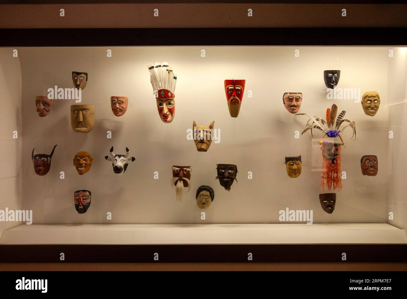 Masques exposés au Museo Nacional de Antropología à Mexico, Mexique Banque D'Images