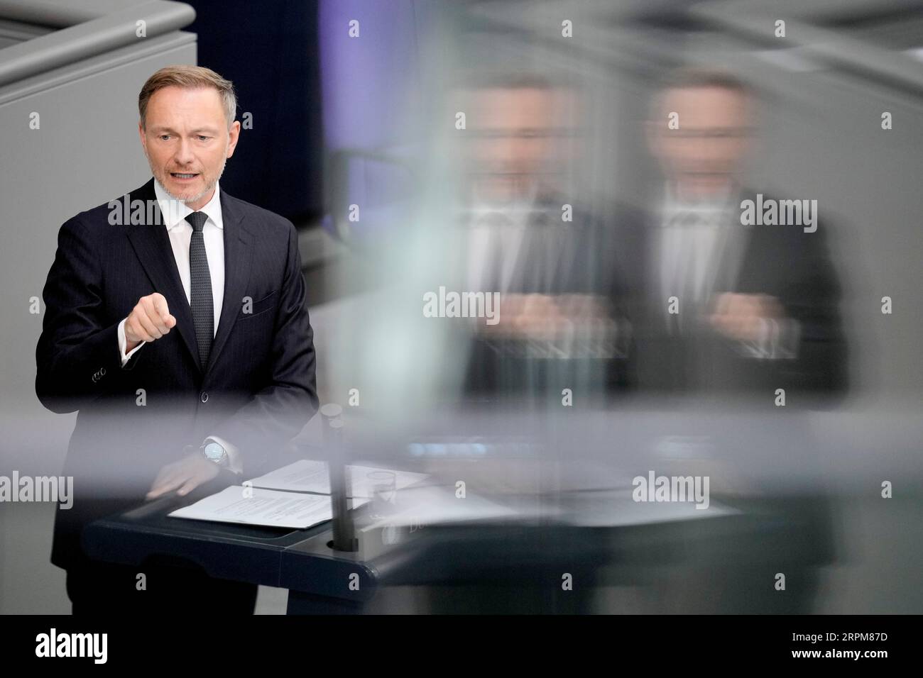 German Finance Minister Christian Lindner delivers his speech during the first day of the budget 2024 debate at the parliament Bundestag in Berlin, Germany, Tuesday, Sept. 5, 2023. (AP Photo/Markus Schreiber) Banque D'Images