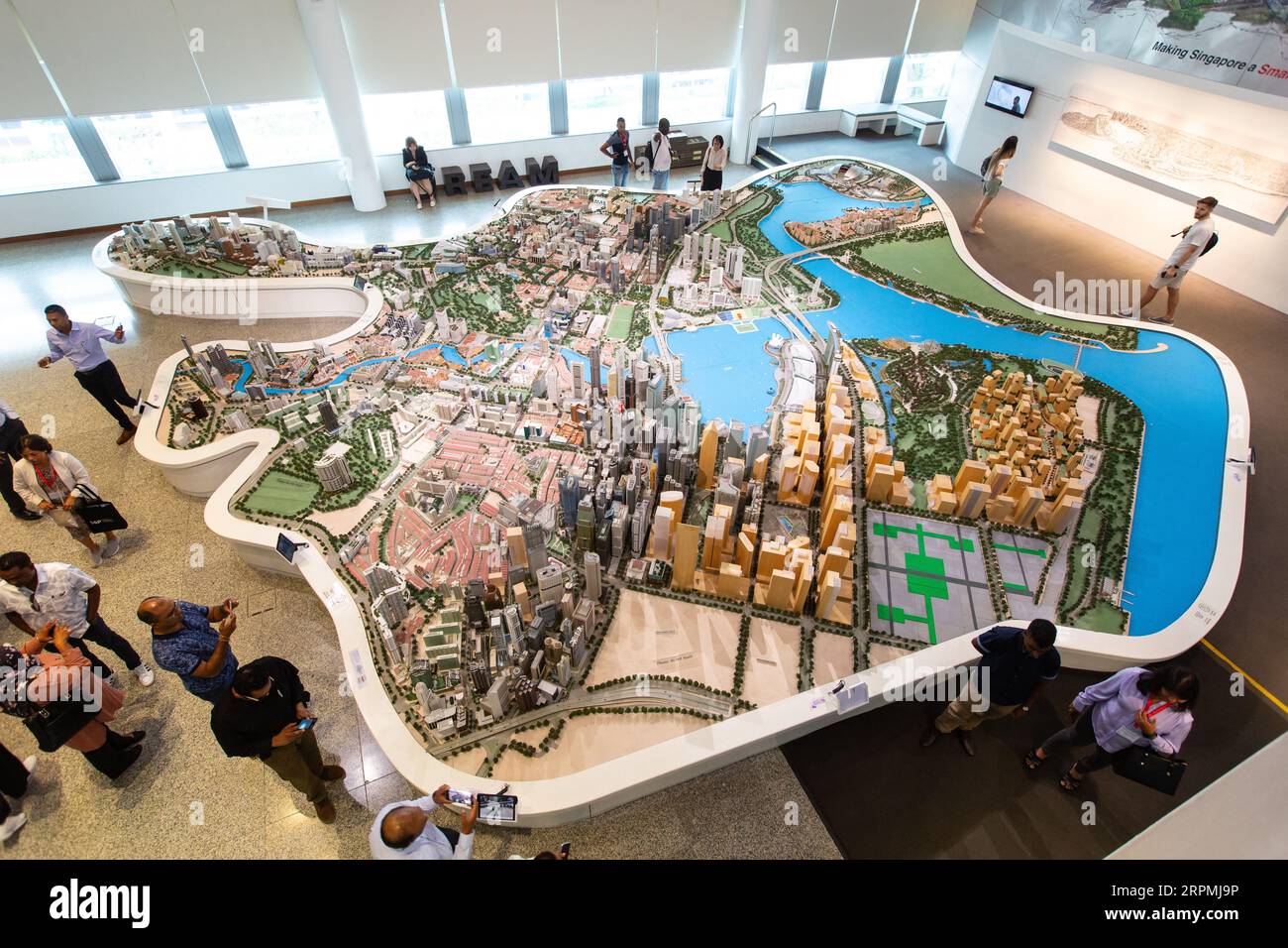 Vue à vol d'oiseau des bâtiments de Singapour dans des modèles 3D pour les visiteurs de vérifier, d'étudier, d'auto-éduquer comment la nation a évolué. Banque D'Images