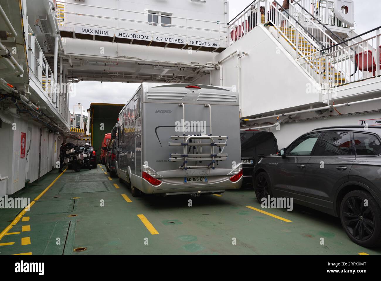 À bord du ferry pour l'île de Mull depuis le continent. Banque D'Images