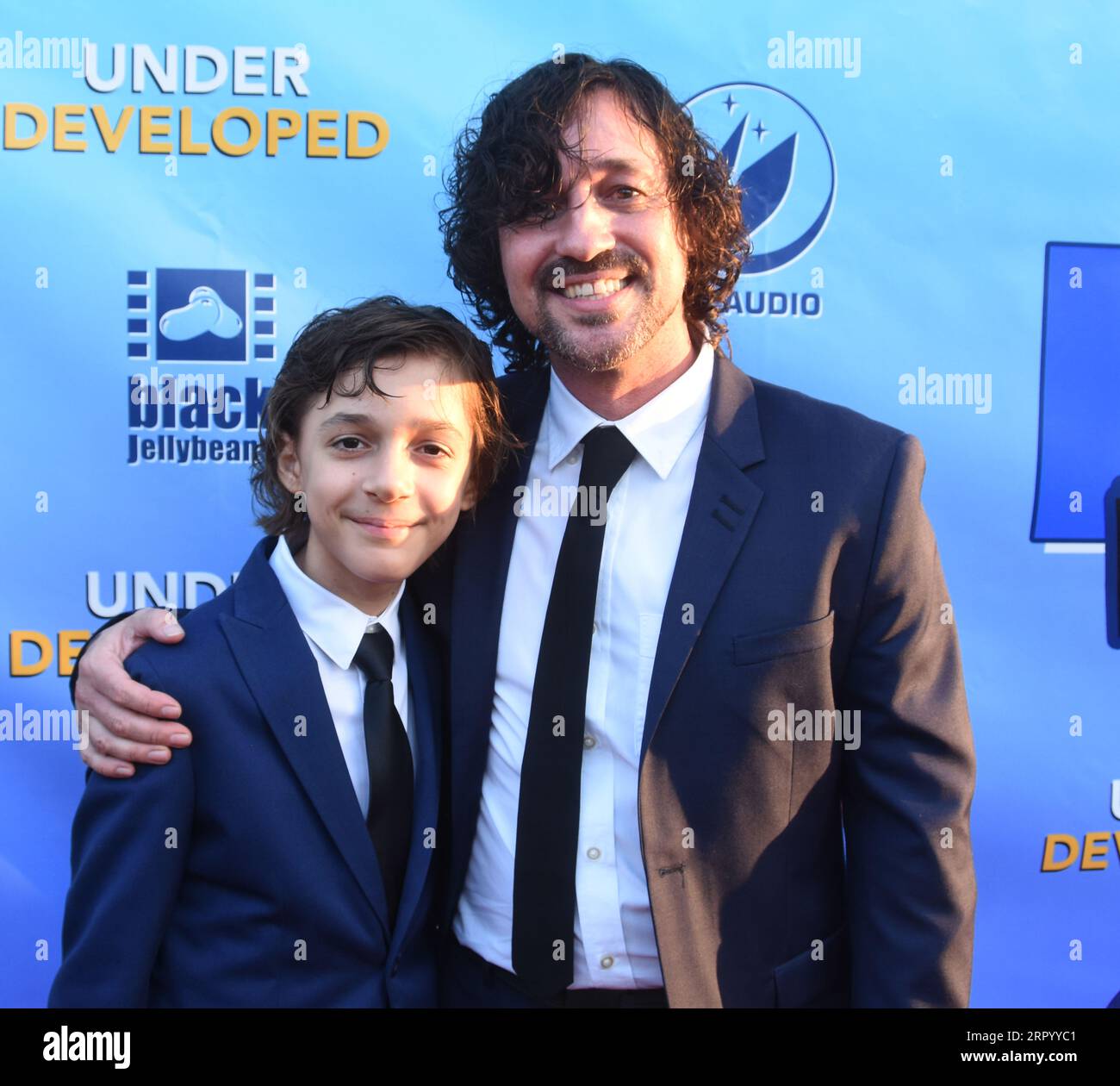 Beverly Hills, Californie, États-Unis 5 septembre 2023 l'acteur Nolan River et l'acteur père Thomas Ian Nicholas assistent à la première de la série télévisée ÔUnderdevelopedÕ au Lumiere Music Hall Theater le 5 septembre 2023 à Beverly Hills, Californie, États-Unis. Photo de Barry King/Alamy Live News Banque D'Images