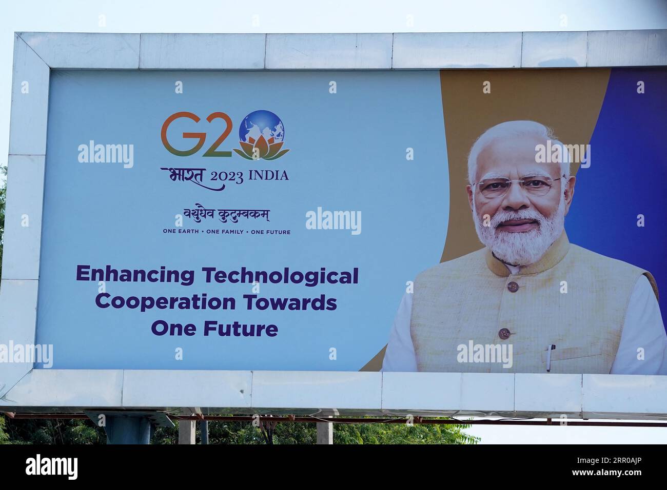 New Delhi, Inde. 05 septembre 2023. Sommet du G20 en Inde se préparant le long d'une rue avant le sommet de deux jours du G20 à New Delhi, en Inde, le 5 septembre 2023. Photo de ABACAPRESS.COM crédit : Abaca Press/Alamy Live News Banque D'Images