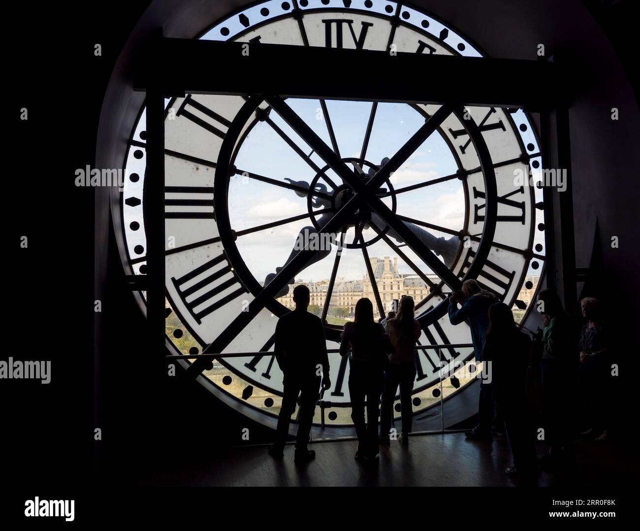 Regarder vue jeté cadran d'horloge, Musée d'Orsay, Paris, France, Europe, UE. Banque D'Images