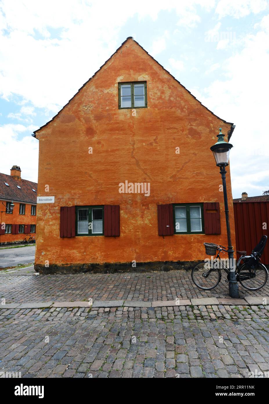 Le quartier coloré de Nyboder à Copenhague, Danemark Banque D'Images