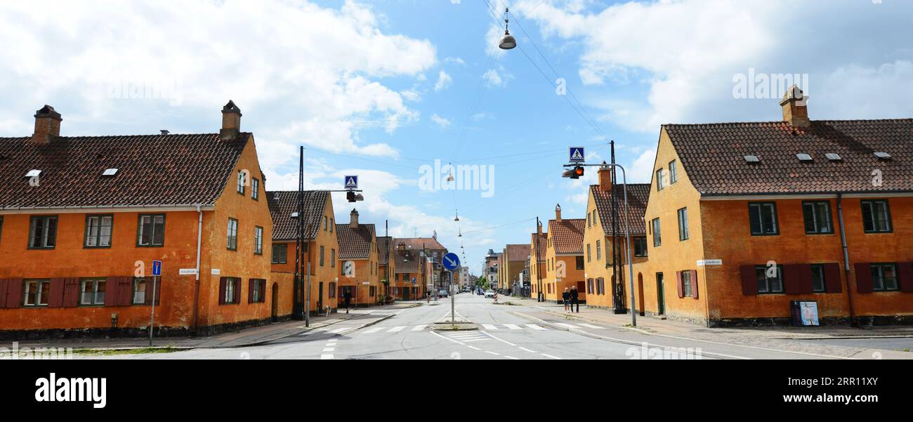 Le quartier coloré de Nyboder à Copenhague, Danemark Banque D'Images