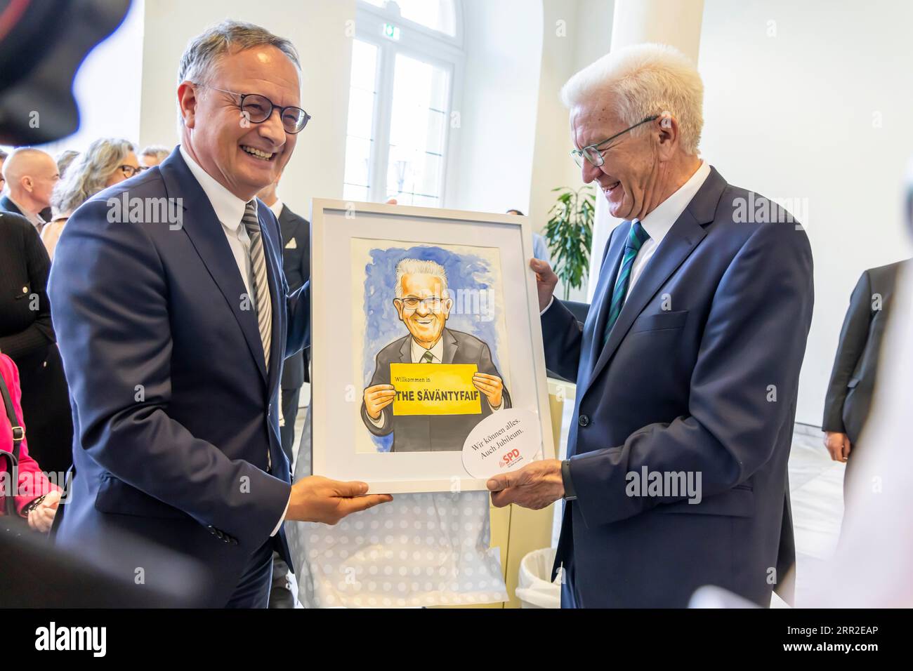 Bienvenue au Saevaentyfaif, cadeau d'anniversaire faisant allusion à la campagne de marketing de l'état de Bade-Wuerttemberg, LE LAeND. Premier ministre Banque D'Images