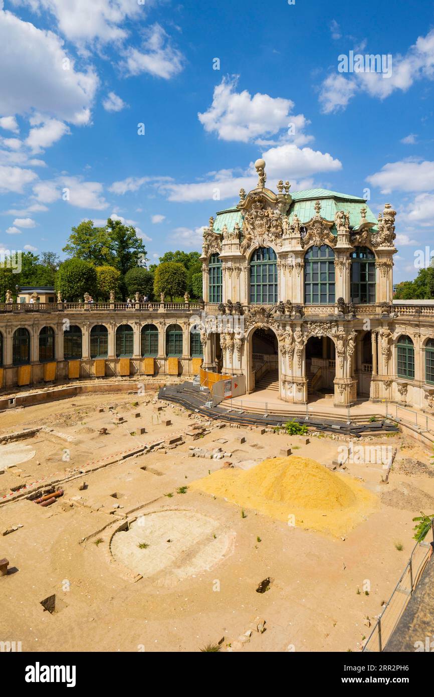 Les travaux de construction se poursuivent dans le jardin d'agrément du Zwinger de Dresde, combinant des fouilles archéologiques avec la pose de nouveaux médias. Vue de Banque D'Images