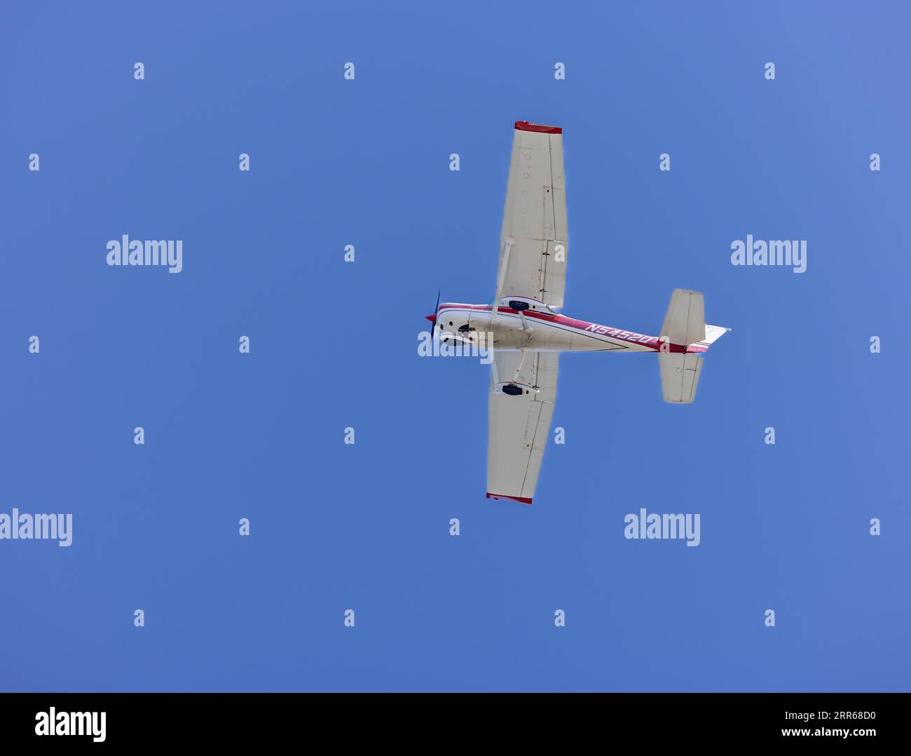 Petit avion monomoteur, N542Q décollant de Montauk Banque D'Images