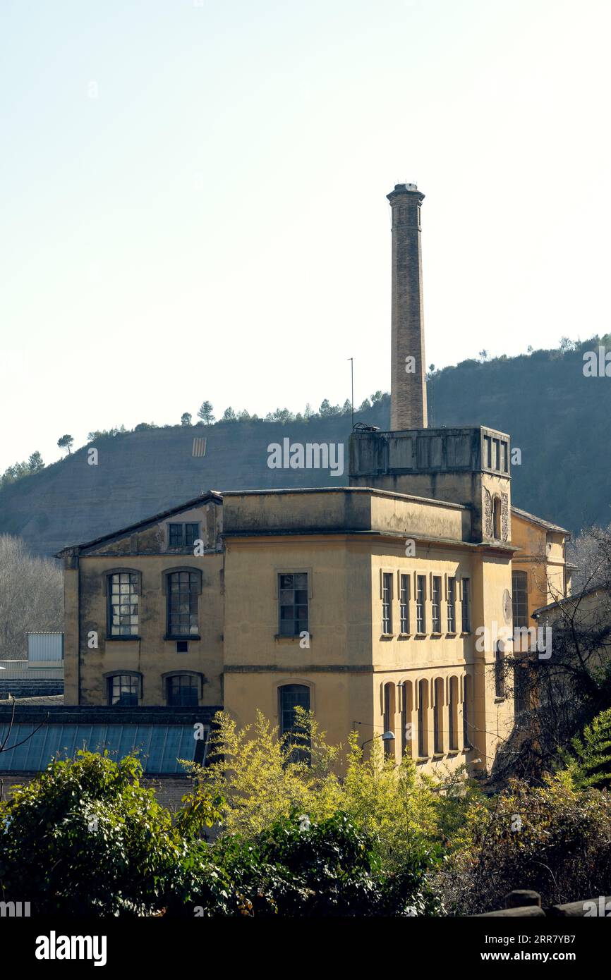 une colonie textile d'architecture industrielle classique, symboles de son époque de production et de prospérité au milieu du 20e siècle Banque D'Images