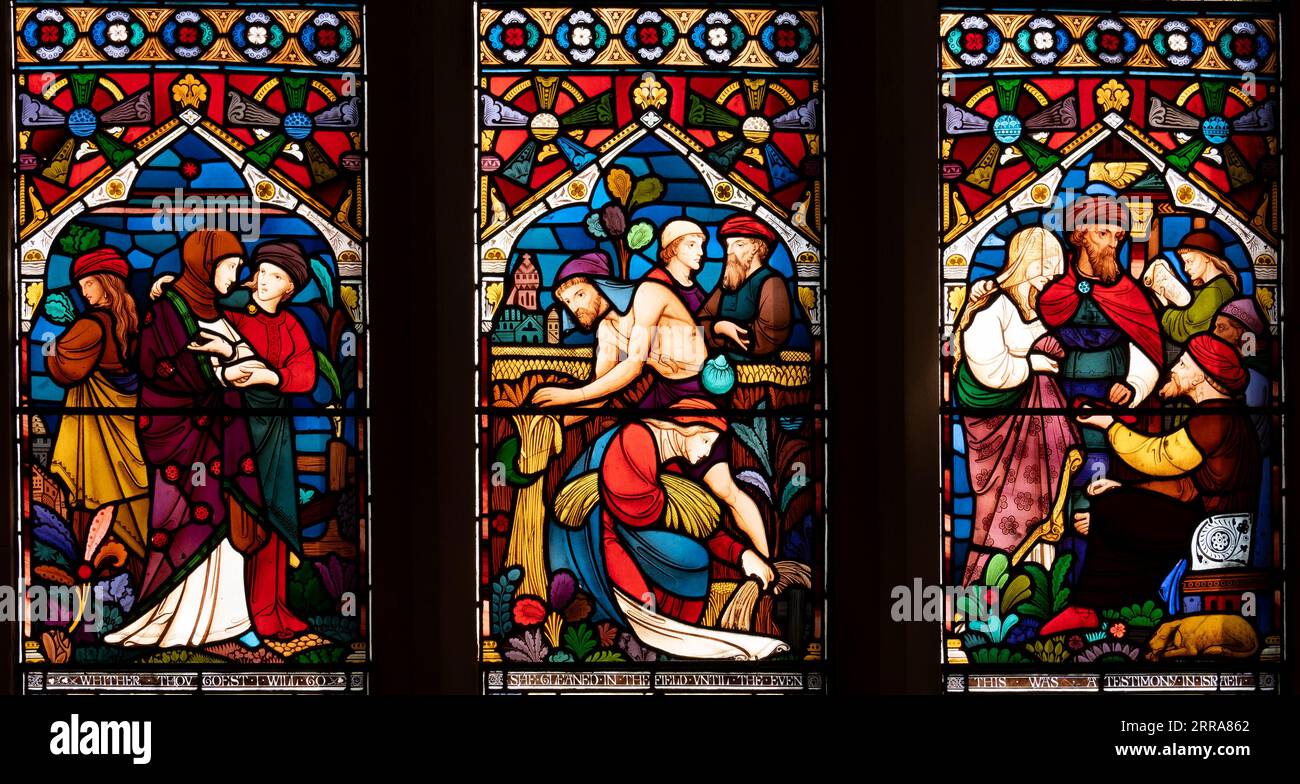 L'histoire de Ruth vitrail, All Saints Church, Allesley, West Midlands, Angleterre, ROYAUME-UNI Banque D'Images