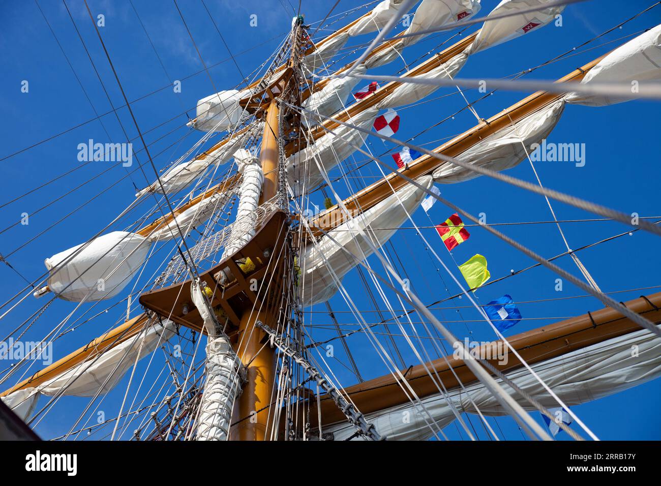 Lisbonne, Portugal, 31 août 2023 : Voilier mexicain Cuauhtémoc. Course des grands voiliers 2023. Navire d'entraînement à voile de la marine mexicaine Banque D'Images