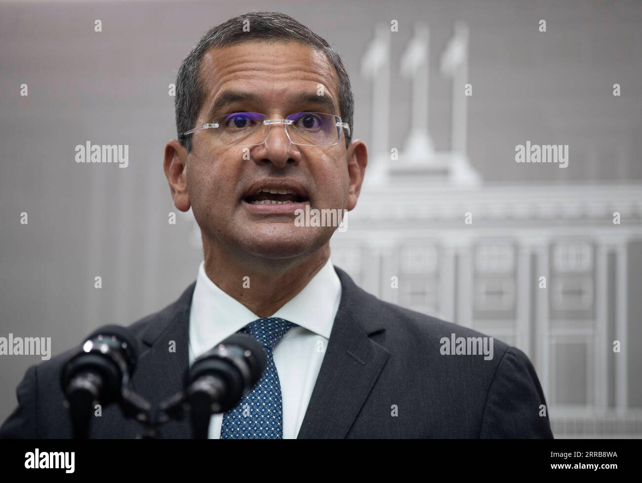 May 27, 2021 : 7 de septiembre del 2021.San Juan,Puerto Rico.Imogenes de la conferencia de prensa del gobernador Pedro Pierluisi, para anunciar tres proyectos de infraestructura en la antigua base militar Roosevelt Roads para fortalecer el desarrollo economico en esa zona. Los proyectos son para la construccion de una Red elo ctrica, una planta de agua potable y para tratamiento de aguas sanitarias..Teresa Canino Rivera/ crédit image : Teresa Canino Rivera/El Nuevo Dia de Puerto Rico via ZUMA Press Teresa Canino Rivera/ STAFF TeresaxCaninoxRiverax/Staff PUBLICATIONxNOTxIN10002202N Banque D'Images
