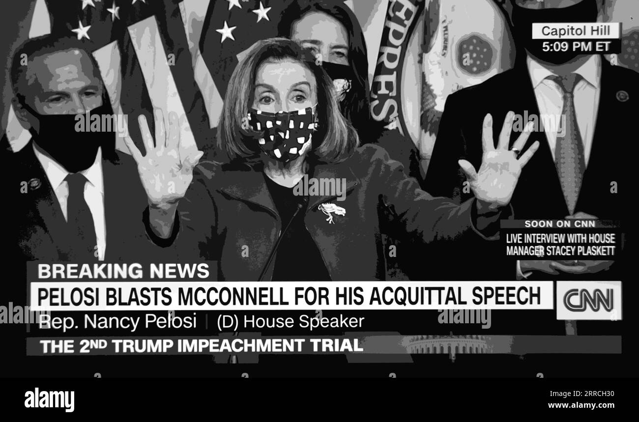 Une capture d'écran de CNN (colorisée numériquement) de la Présidente de la Chambre Nancy Pelosi s'exprimant après que le Sénat ait de nouveau acquitté Donald Trump des accusations de destitution. Banque D'Images
