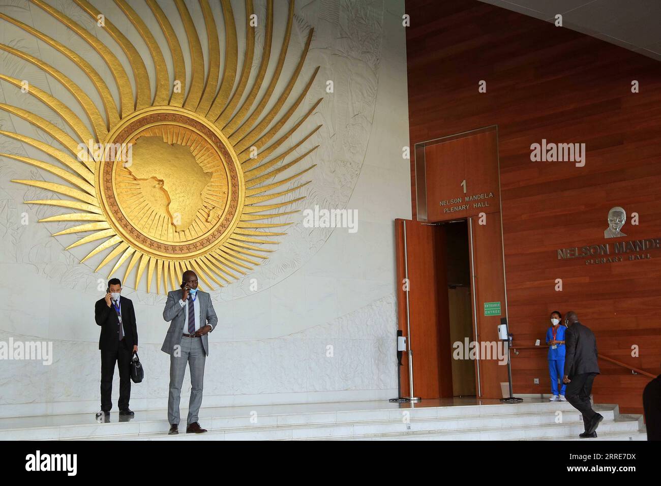 220203 -- ADDIS ABABA, 3 février 2022 -- une photo prise le 3 février 2022 montre la salle de réunion du siège de l'Union africaine à Addis Ababa, en Éthiopie. Le Conseil exécutif de l'UA a tenu ses sessions de deux jours à partir de mercredi, sous le thème de l'année, renforcer la résilience en nutrition sur le continent africain : accélérer le capital humain, le développement social et économique. ETHIOPIE-ADDIS ABEBA-UNION AFRICAINE-CONSEIL EXÉCUTIF XINHUA PUBLICATIONXNOTXINXCHN Banque D'Images