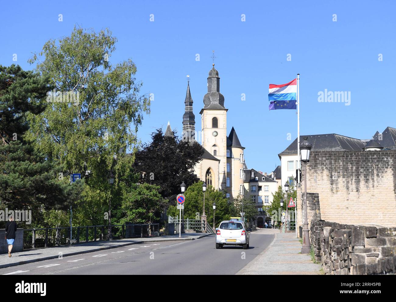 220615 -- LUXEMBOURG, le 15 juin 2022 -- la photo prise le 14 juin 2022 montre une vue de la ville de Luxembourg, Luxembourg. Photo de /Xinhua LUXEMBOURG-LUXEMBOURG VILLE-PAYSAGE RenxPengfei PUBLICATIONxNOTxINxCHN Banque D'Images