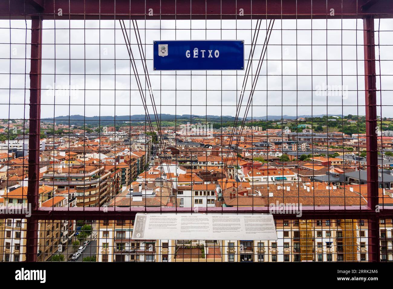 Vue de Getxo depuis le sommet du pont de Vizcaya en Biscaye, pays Basque, Espagne, offrant une perspective de la ville et de ses environs. Banque D'Images