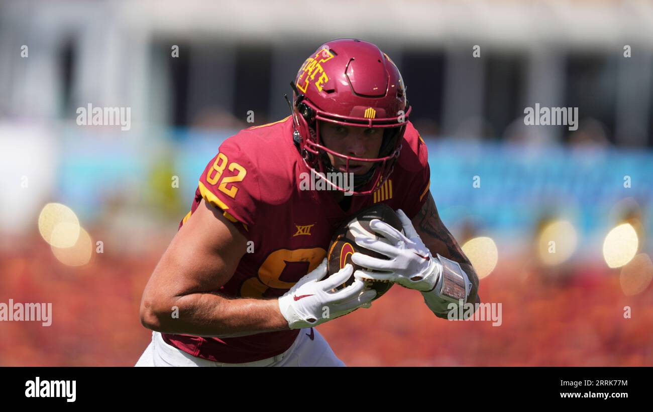 Iowa State tight end Tyler Moore (82) in the second half of an NCAA college football game against Iowa State, Saturday, Sept. 2, 2023, in Ames, Iowa. Iowa State won 30-9. (AP Photo/Matthew Putney) Banque D'Images