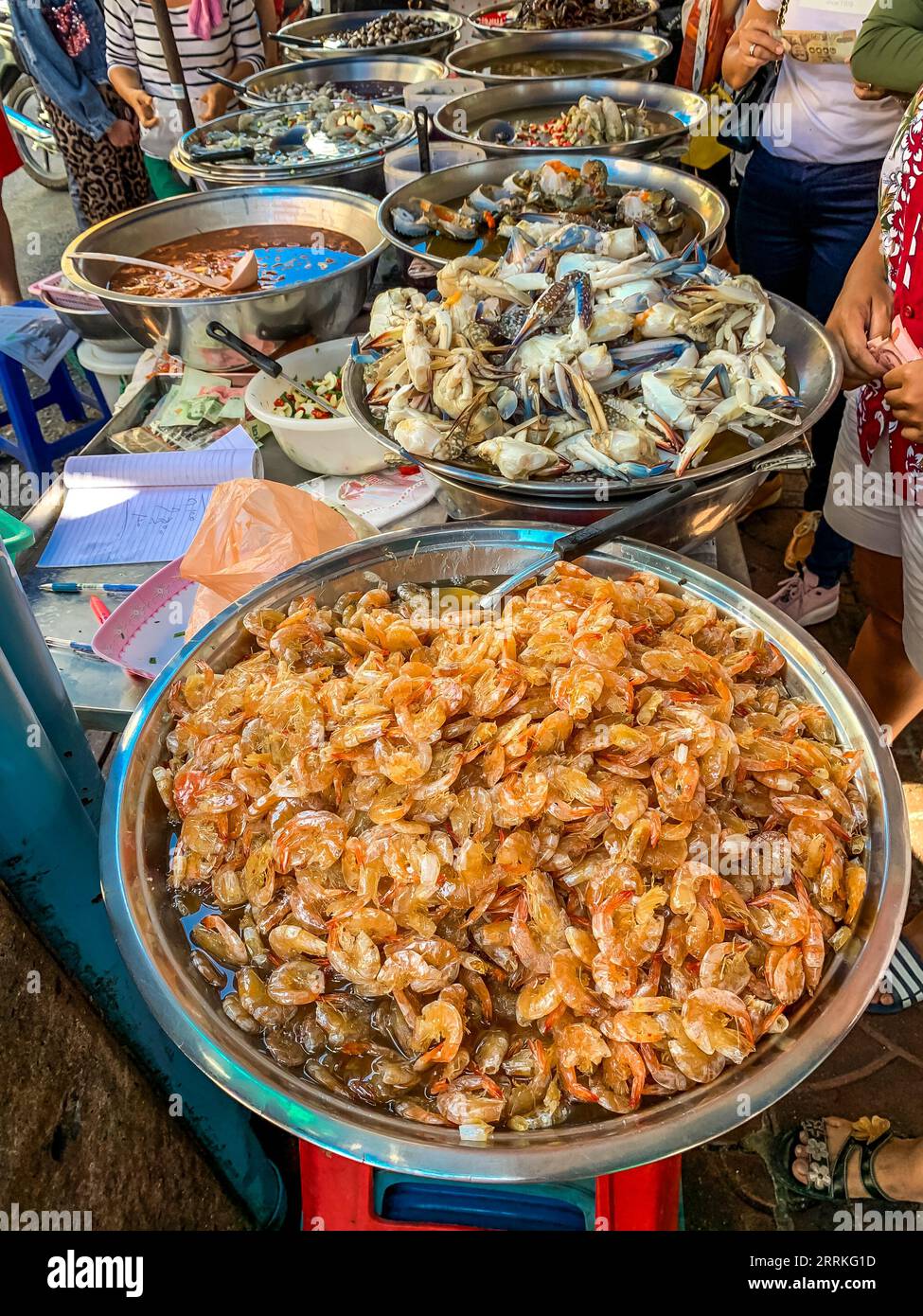 Vente de fruits de mer, marché, Chinatown, Yaowarat Road, quartier Samphanthawong, Bangkok, Thaïlande, Asie Banque D'Images