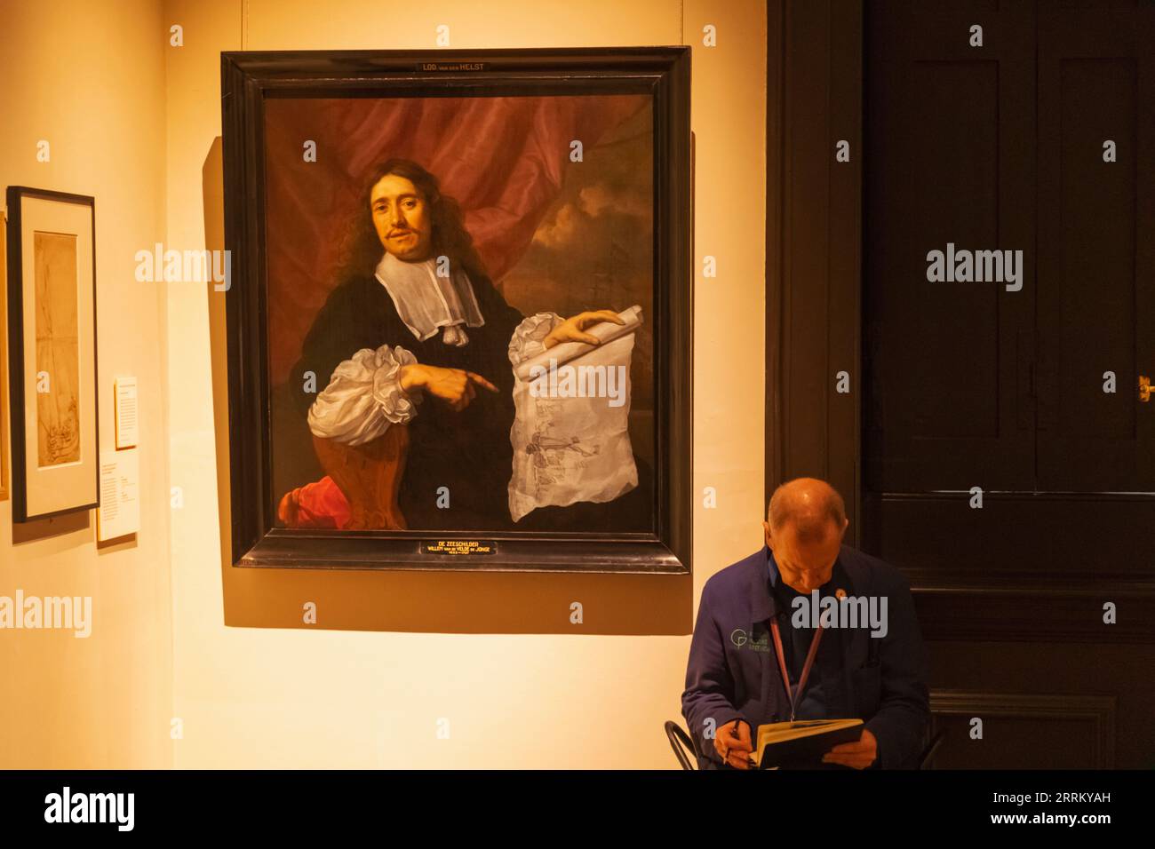 Angleterre, Londres, Greenwich, la Maison de la Reine, vue intérieure de la peinture de Willem Van de Velde le Jeune par Lodewijk Van Der Helst et Volunteer Assistant Banque D'Images