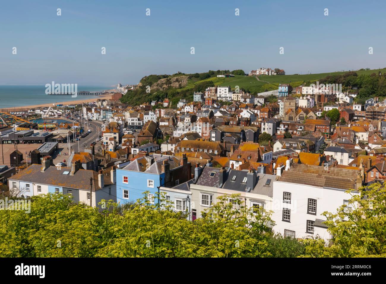 Angleterre, Sussex, East Sussex, Hastings, vue de la ville depuis East Cliff Banque D'Images