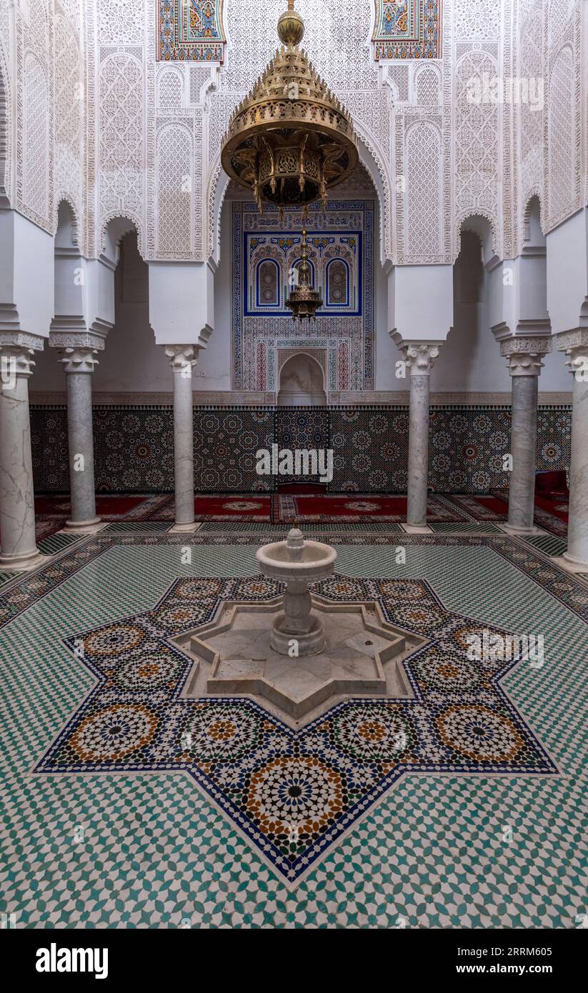 Meknès, Maroc, célèbre mausolée de Moulay Ismail dans le centre-ville de Fès, Maroc Banque D'Images