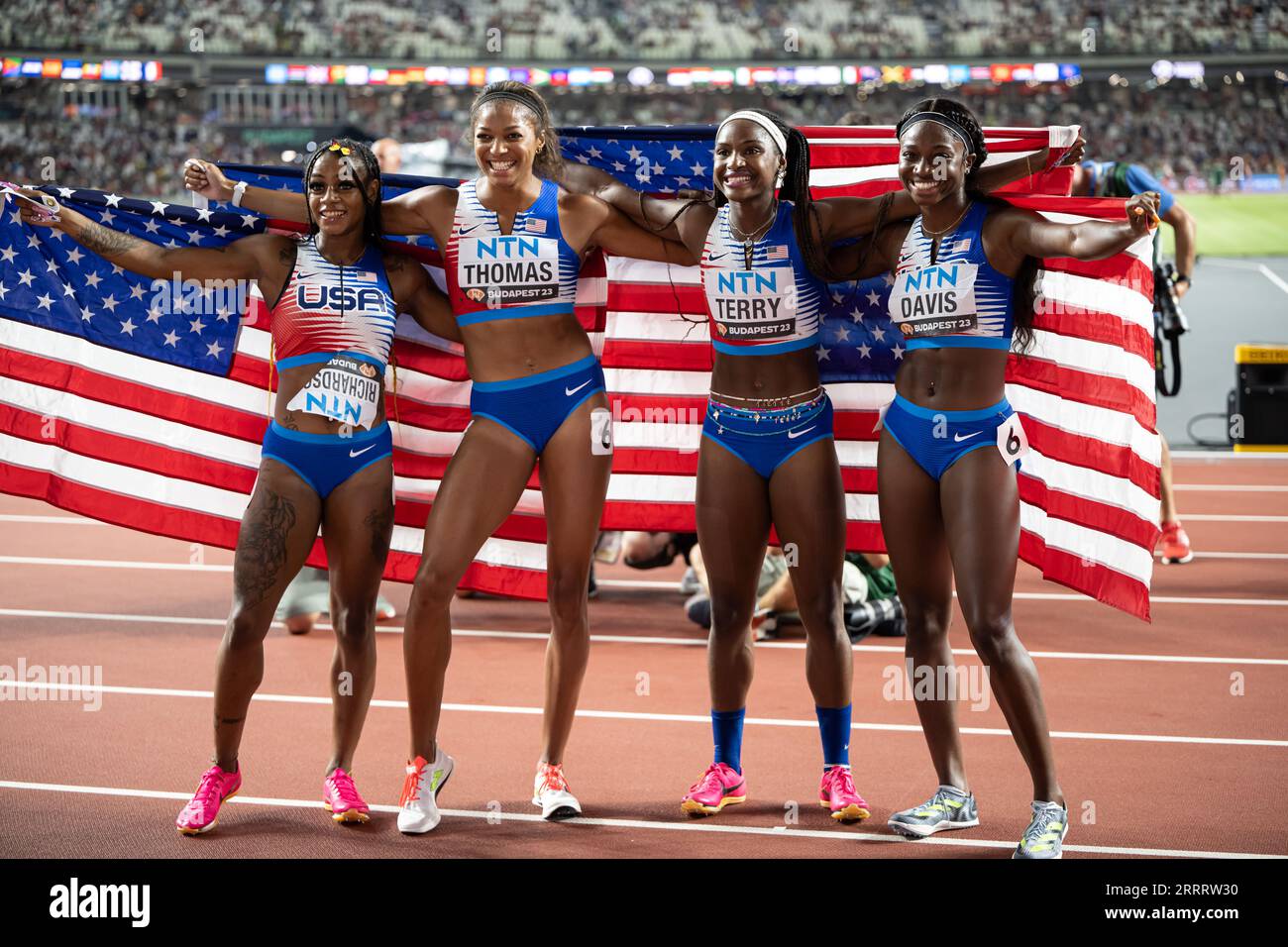 Gabrielle THOMAS, Sha'Carri Richardson,Twanisha TERRY,Tamari DAVISavec