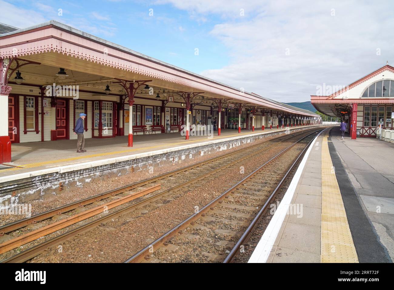 Gare d'Aviemore, Écosse, Royaume-Uni. La gare a été inaugurée le 3 août 1863 sur un plan de l'architecte William Roberts. Banque D'Images