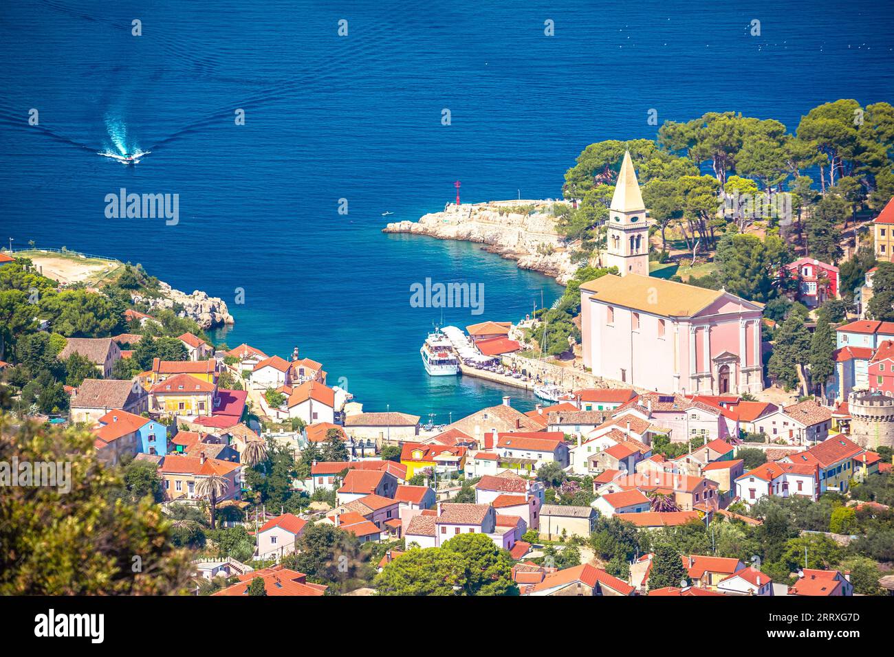 Veli losinj vue aérienne panoramique, île de Losinj, archipel de Croatie Banque D'Images
