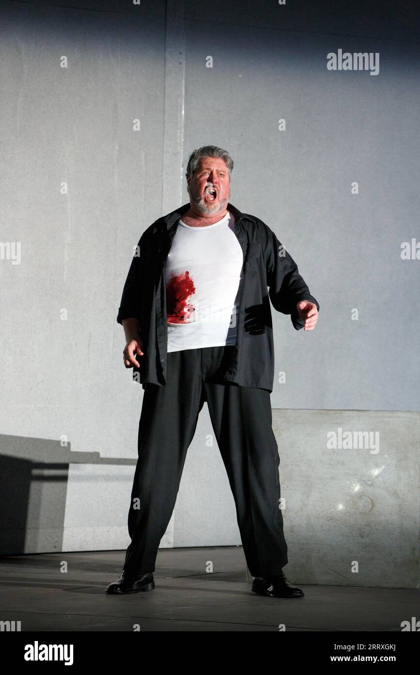 Stephen Gould (Tristan) dans TRISTAN UND ISOLDE de Wagner au Royal Opera, Covent Garden, Londres WC2 05/12/2014 chef d'orchestre : Antonio Pappano design : Johannes Leiacker éclairage : OLAF réalisateur d'hiver : Christof Loy Banque D'Images