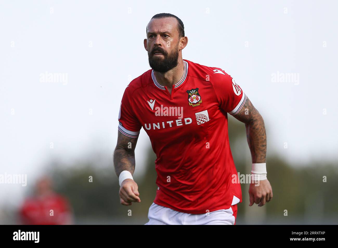 Wrexham, Royaume-Uni. 09 septembre 2023. Steven Fletcher de Wrexham regarde. EFL Skybet football League Two Match, Wrexham v Doncaster Rovers au STōK CAE Ras à Wrexham, pays de Galles, le samedi 9 septembre 2023. Cette image ne peut être utilisée qu'à des fins éditoriales. Usage éditorial uniquement, .pic par Chris Stading/ crédit : Andrew Orchard photographie sportive/Alamy Live News Banque D'Images