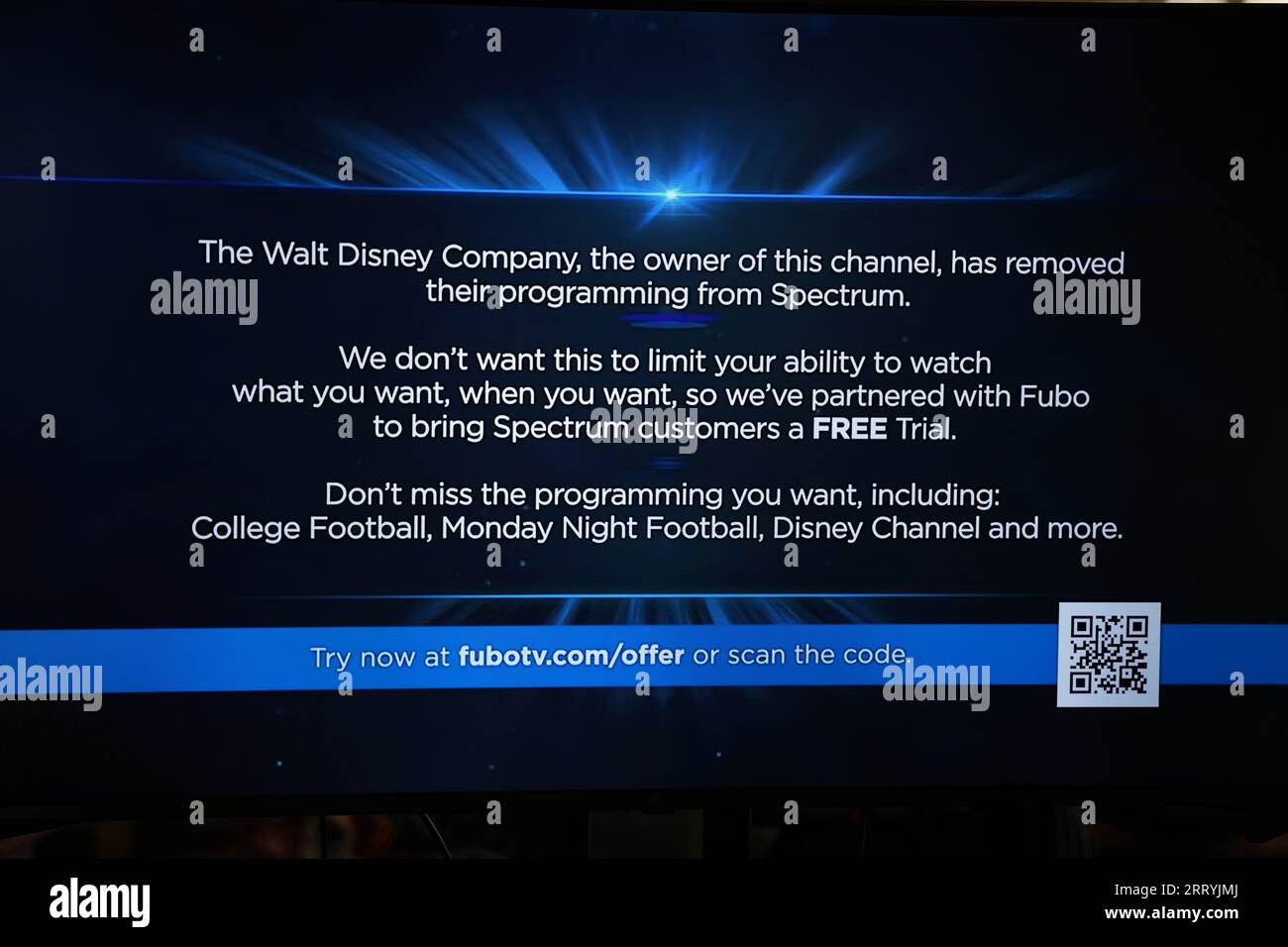 Un message sur une chaîne appartenant à Disney sur Spectrum le samedi 9  septembre 2023: « The Walt Disney Company, le propriétaire de cette chaîne,  a retiré sa programmation de Spectrum. nous