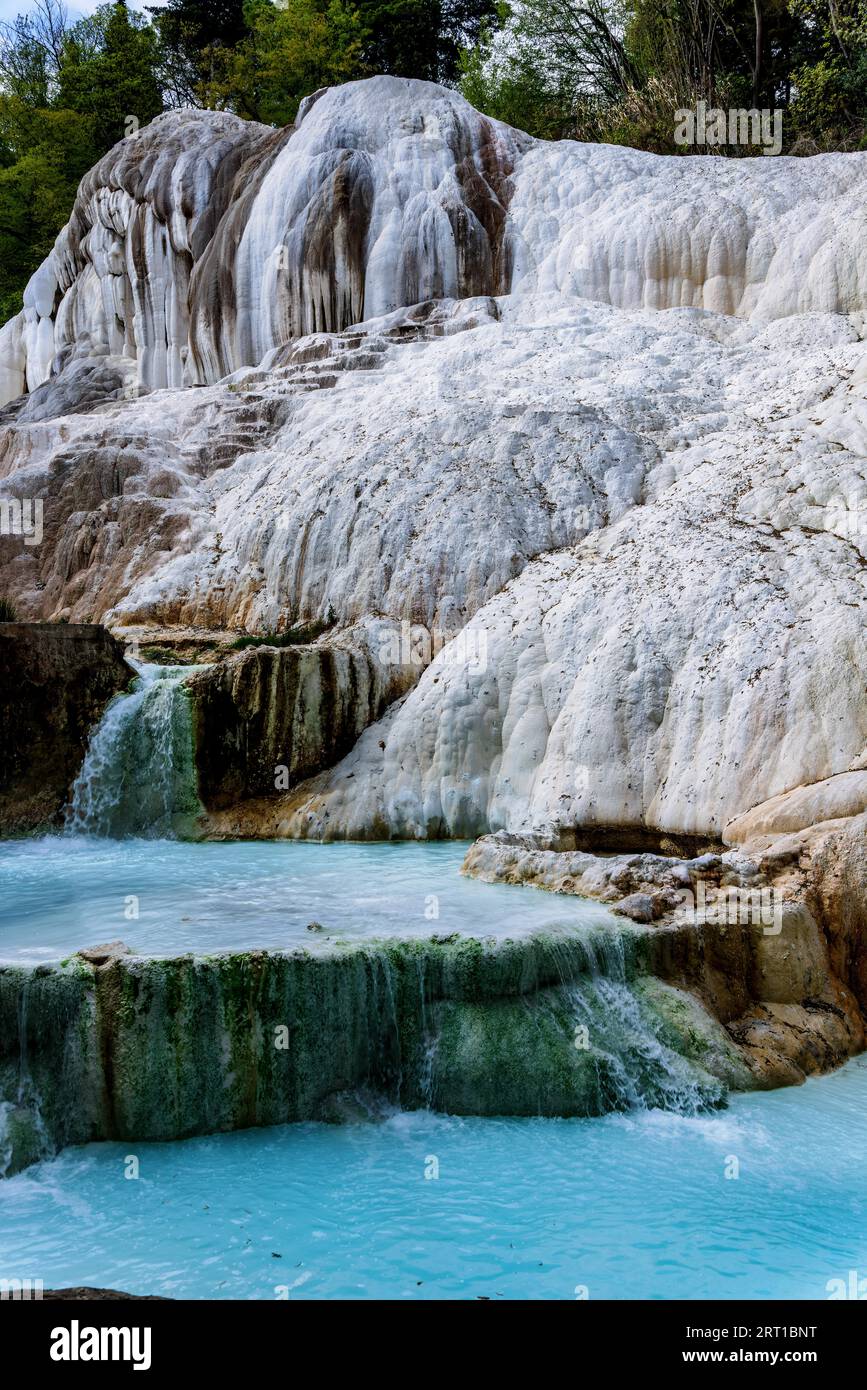 Bagni di San Filippo, une source thermale chaude en Toscane, Italie Banque D'Images