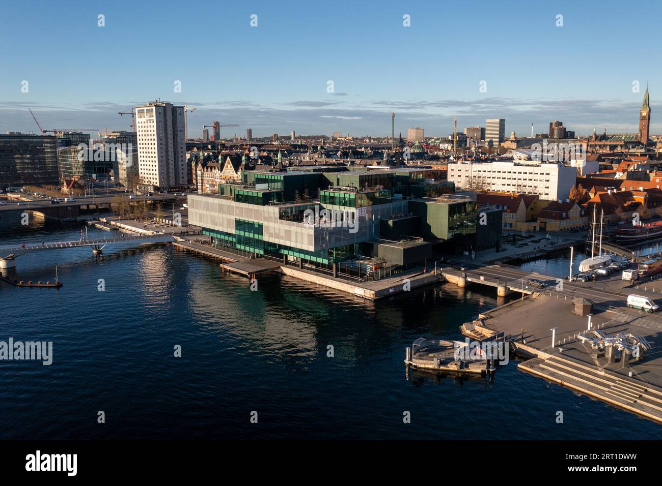 Copenhague, Danemark, 22 novembre 2021 : vue aérienne du DAC du Centre danois d'architecture par drone Banque D'Images