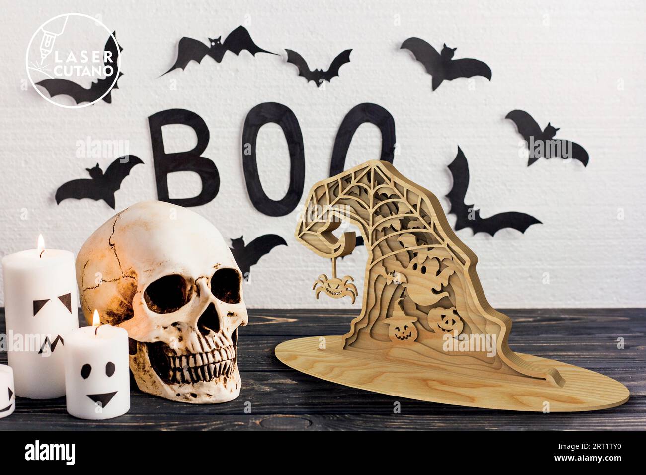 Présentation du chapeau d'Halloween « Spooky Elegance ». C'est un ajout captivant à votre collection de décor Halloween. CONCEPTION pour 3mm D'ÉPAISSEUR Illustration de Vecteur
