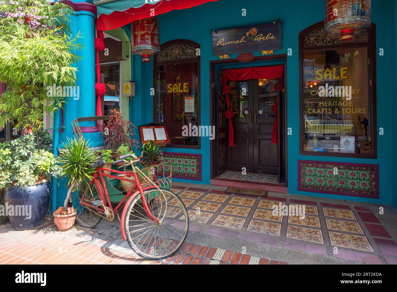 Boutique traditionnelle Peranakan Rumah Bebe, Katong, Singapour Banque D'Images