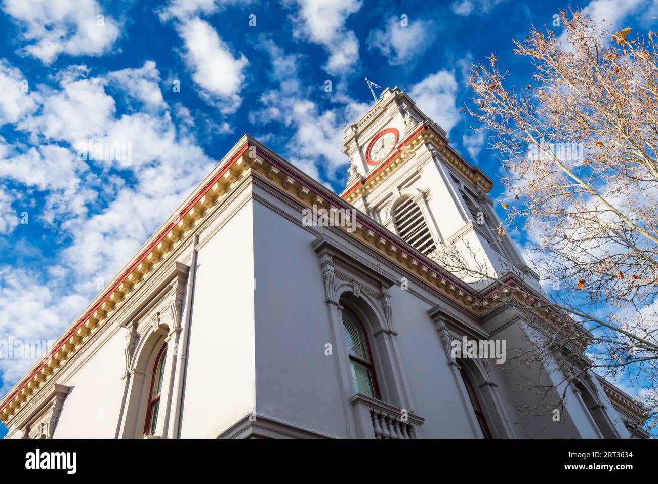 L'emblématique bureau de poste de Castlemaine par un matin clair d'hiver dans le centre de Victoria, en Australie Banque D'Images