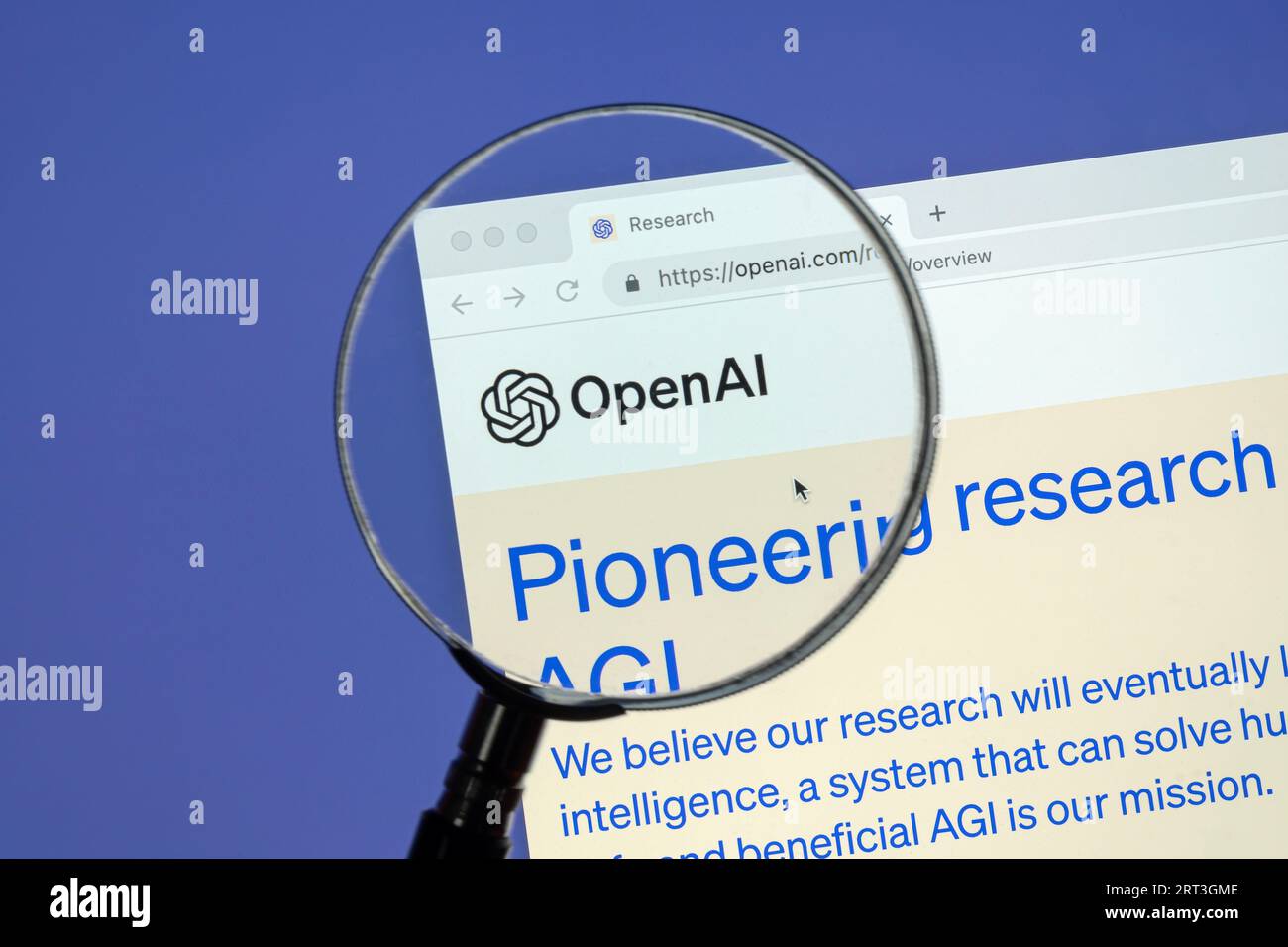 Ostersund, Suède - 23 juin 2023 : site OpenAI sur un écran d'ordinateur. OpenAI est un laboratoire de recherche américain en intelligence artificielle (IA). Banque D'Images
