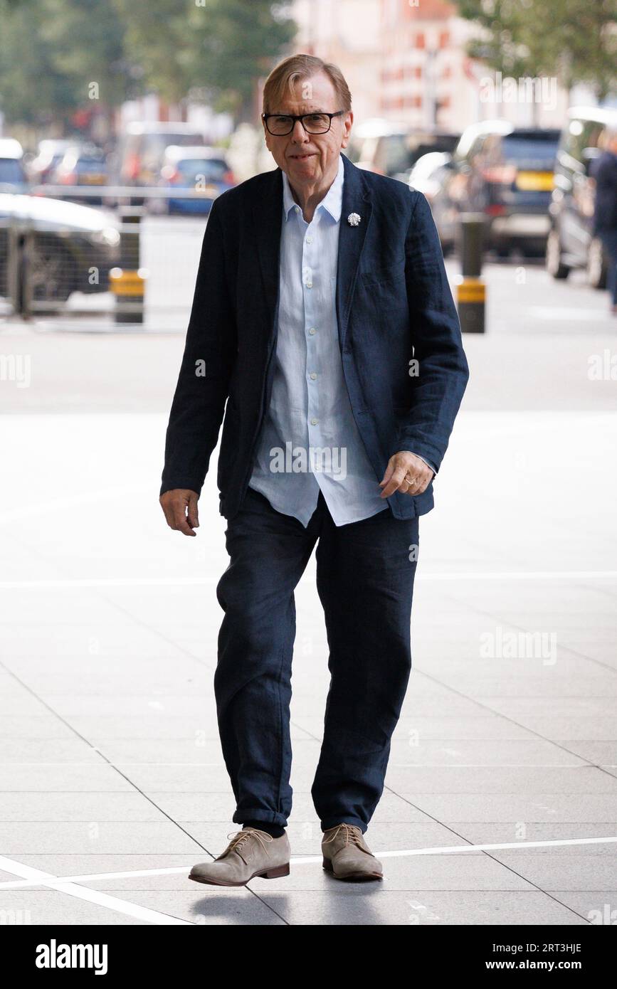 L'acteur Timothy Spall arrive à la BBC avant l'émission politique dimanche avec Laura Kuenssberg. Photo prise le 3 septembre 2023. © Belinda jiao jiao.bili Banque D'Images