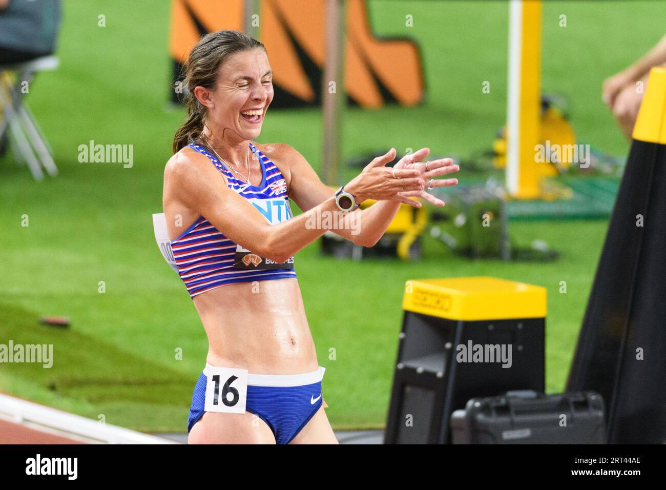 Budapest, Allemagne. 19 août 2023. Budapest, Hongrie, 19 août 2023 : Jessica Warner-Judd (Grande-Bretagne et Irlande du Nord) après le 10000 mètres de course lors des championnats du monde d'athlétisme 2023 au Centre national d'athlétisme de Budapest, Hongrie. (Sven Beyrich/SPP) crédit : SPP Sport Press photo. /Alamy Live News Banque D'Images