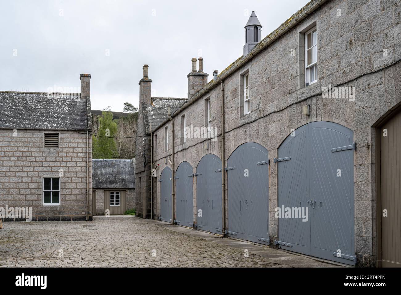 Portes de garage au château de Balmoral Banque D'Images