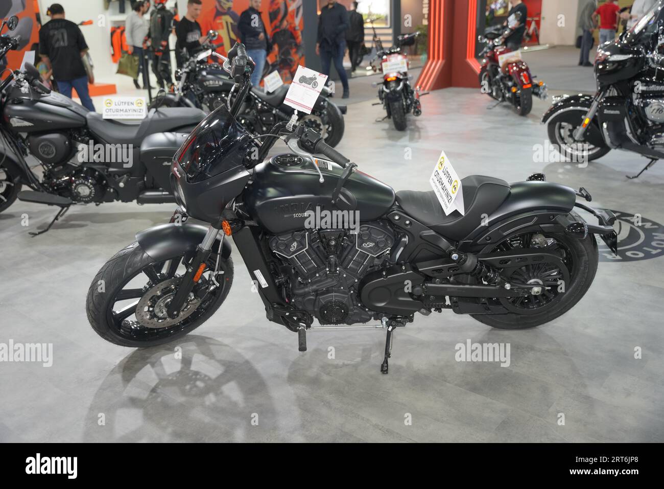 ISTANBUL, TURKIYE - 29 AVRIL 2023 : Indian Scout Motorcycle exposé à Motobike Expo dans le centre d'exposition d'Istanbul Banque D'Images