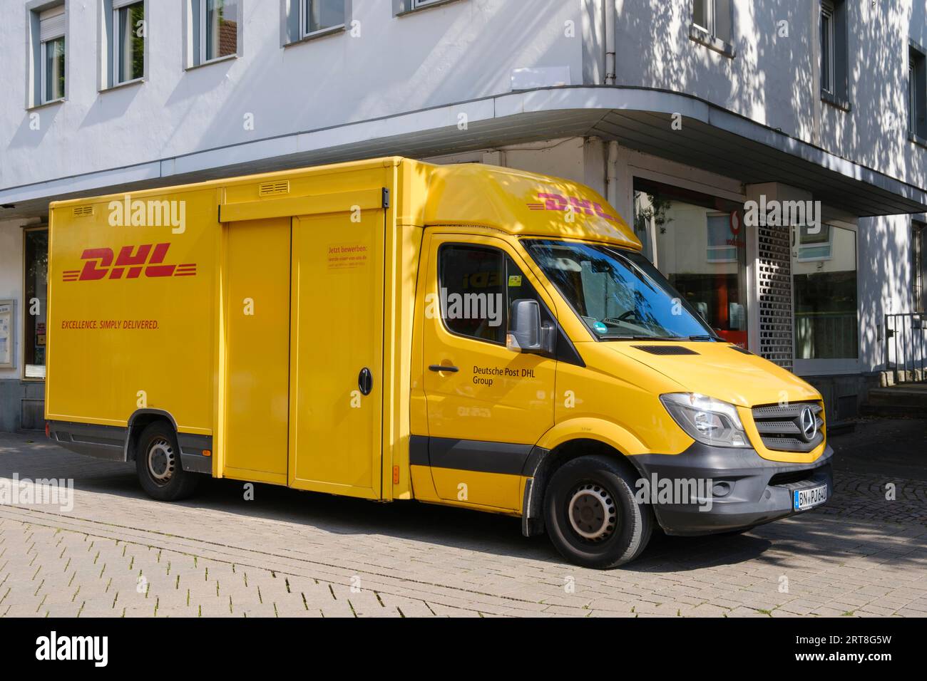 Véhicule de livraison DHL, Deutsche Post DHL Group, Soest, Rhénanie du Nord-Westphalie, Allemagne Banque D'Images